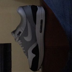 Air max 97 black and whit color way